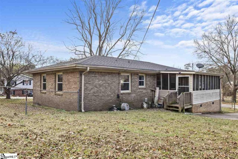 Property image 5 at 306 Old Farm Road, Moore, SC 29369