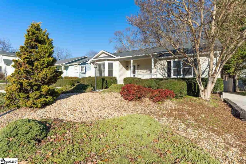 Property image 3 at 119 Charmar Way, Taylors, SC 29687