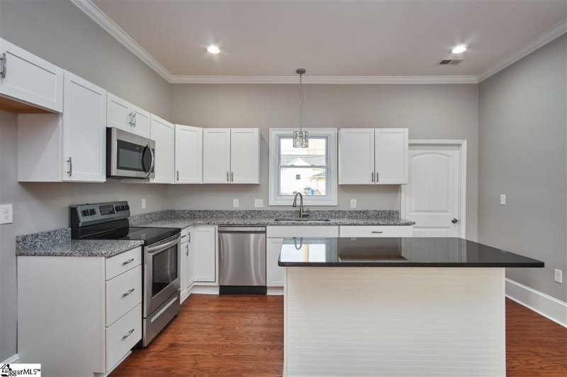 Property image 5 at 14 Geer Street, Greer, SC 29650