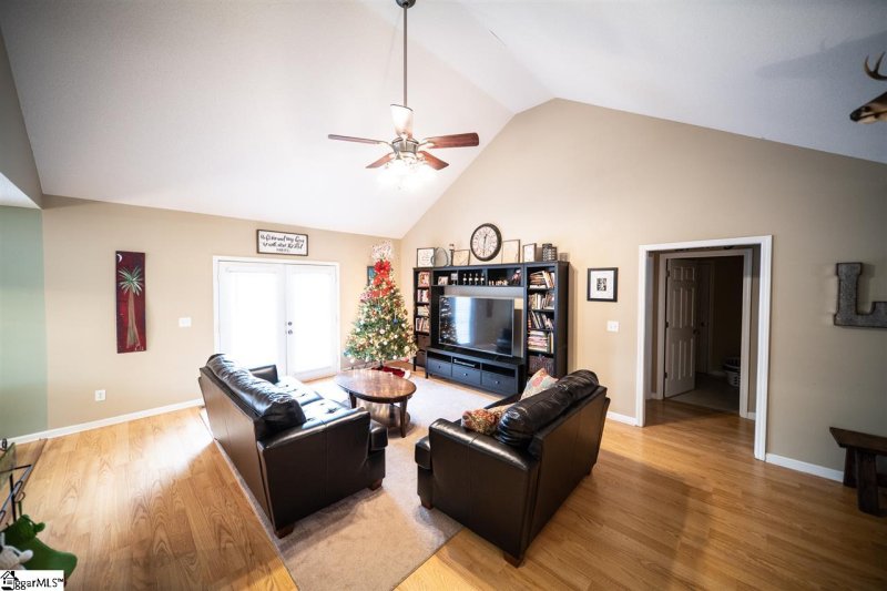 Property image 5 at 506 Brightfield Lane, Greer, SC 29651