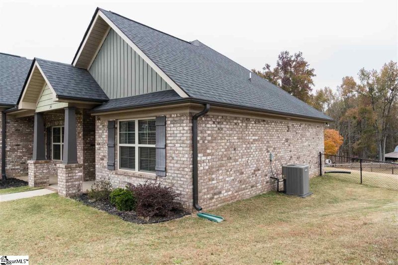 Property image 3 at 341 E Story Bush Lane, Inman, SC 29349