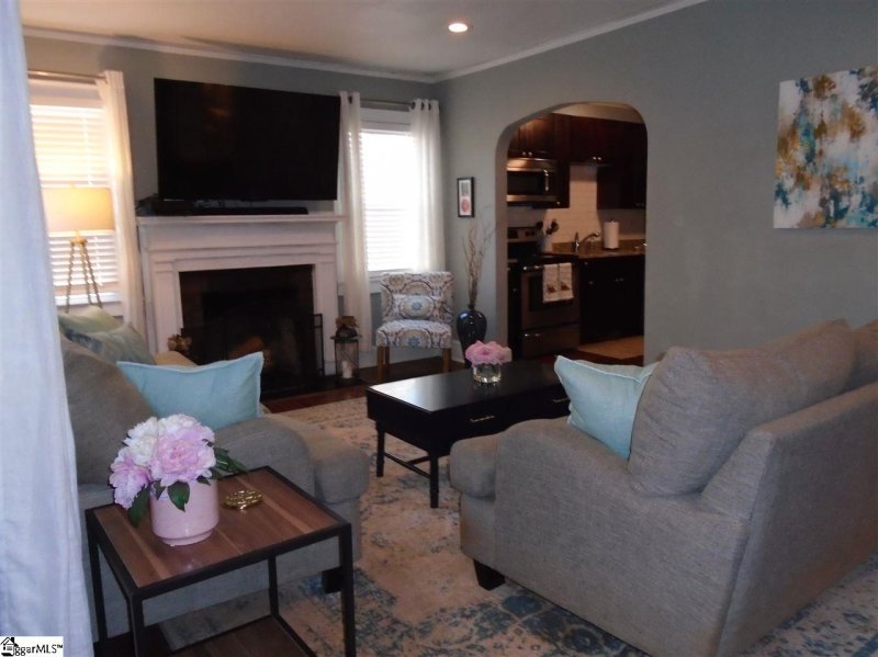 Property image 3 at 38 Sycamore Drive, Greenville, SC 29607