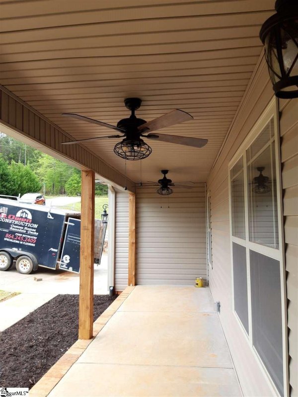 Property image 3 at 5 Puckett Mill Way, Central, SC 29630