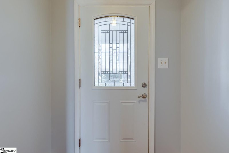 Property image 5 at 110 Bedford Drive, Taylors, SC 29687