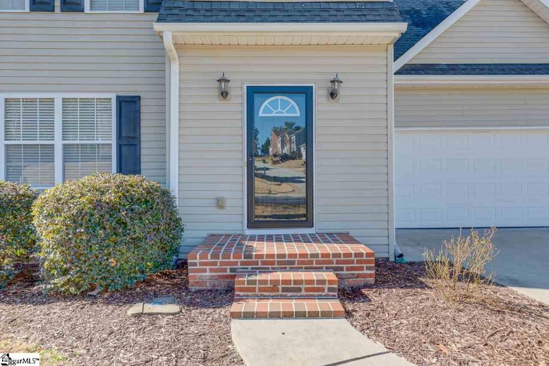 Property image 3 of 706 Laurel Meadows Parkway in Laurel Meadows, Greenville, SC 29607