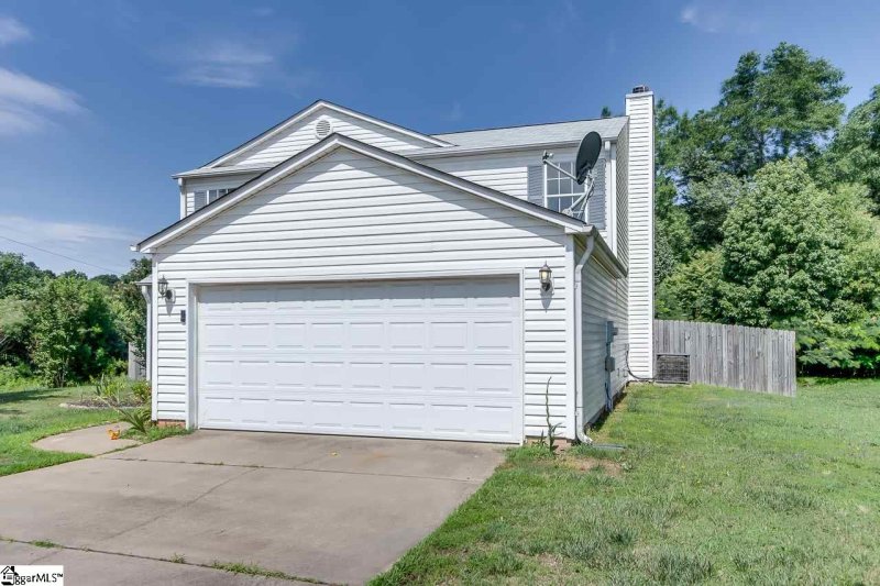 Property image 2 at 205 Winding Willow Trail, Taylors, SC 29687