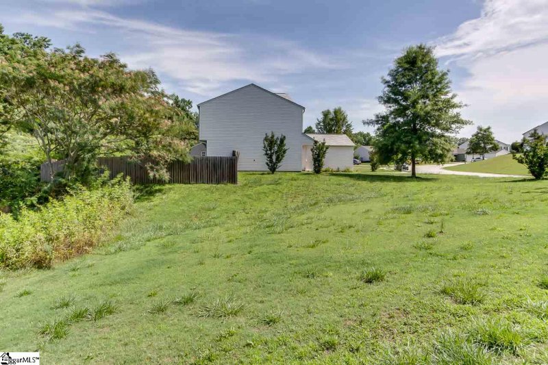 Property image 3 at 205 Winding Willow Trail, Taylors, SC 29687