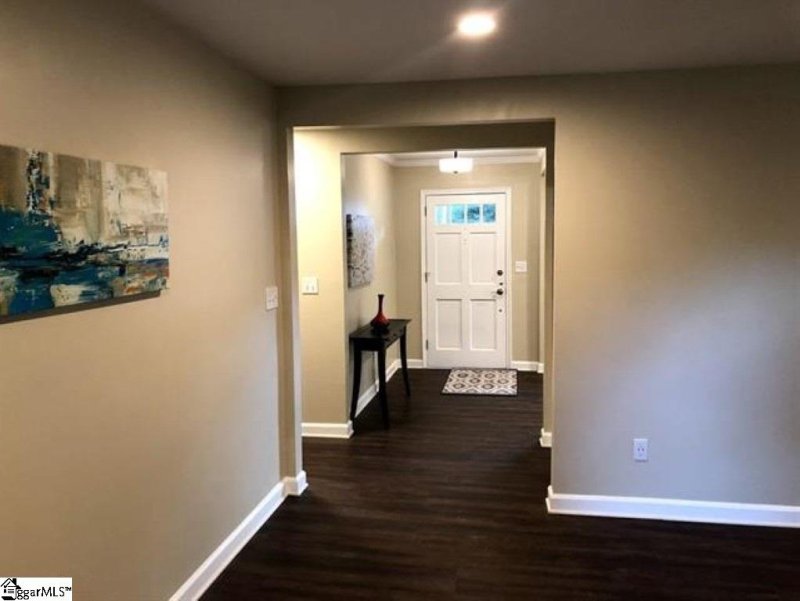 Property image 4 at 112 Holly Road, Taylors, SC 29687