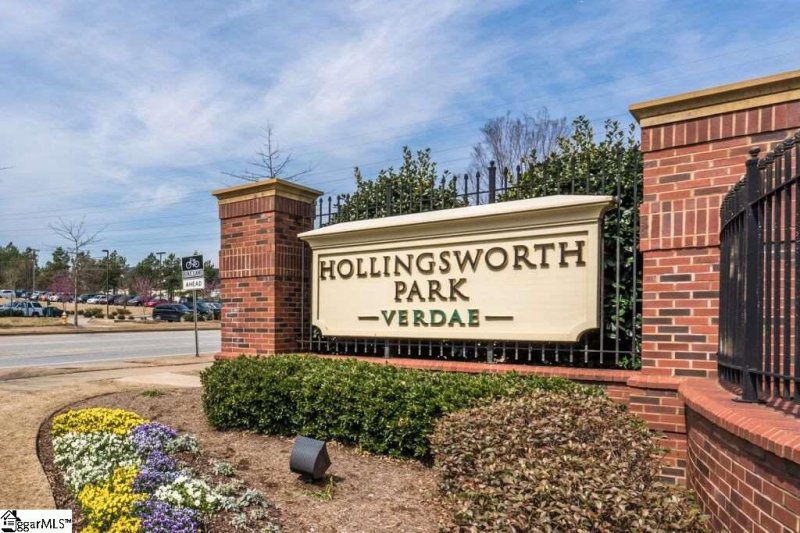 Property image 4 at 332 Danvers Road, Greenville, SC 29607