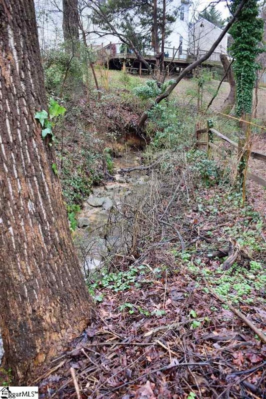 Property image 4 at 8 Drayton Court, Spartanburg, SC 29301