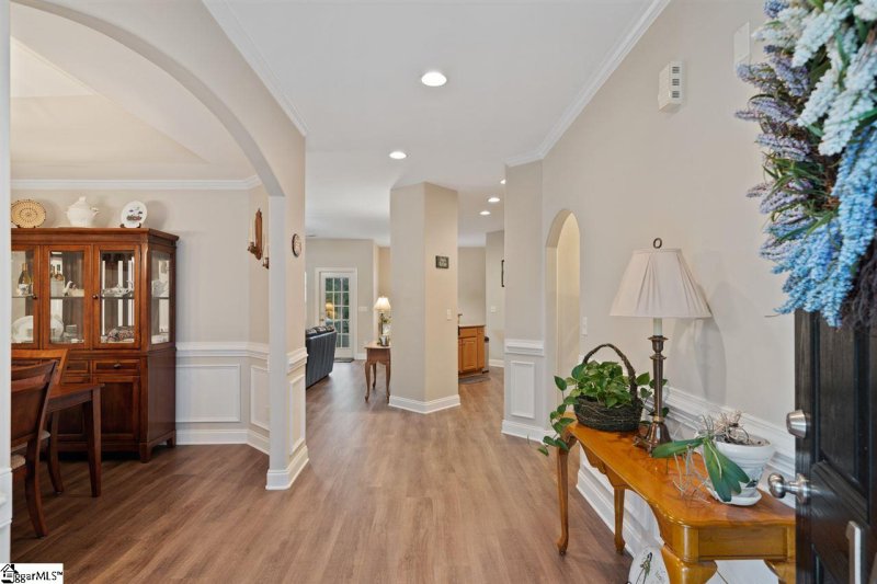 Property image 3 at 140 Sunshine Drive, Simpsonville, SC 29681