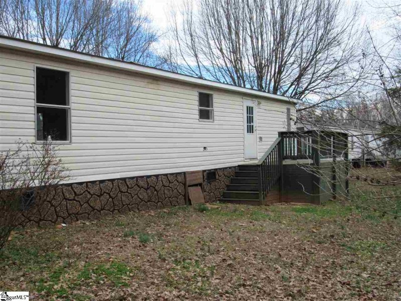 Property image 3 at 303 Mansion Circle, Piedmont, SC 29673