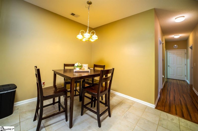 Property image 5 at 634 McKenna Circle, Greenville, SC 29615-2684