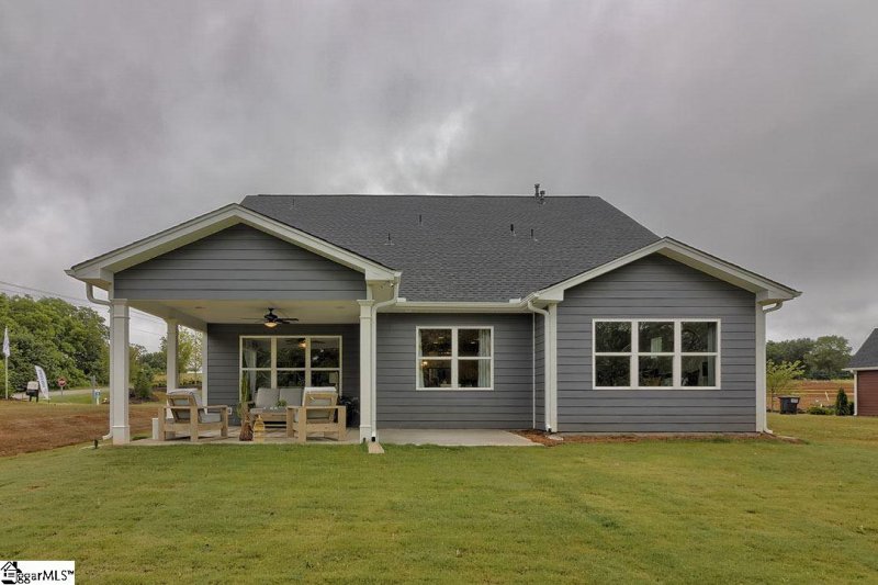 Property image 5 at 108 Broadleigh Court, Boiling Springs, SC 29316