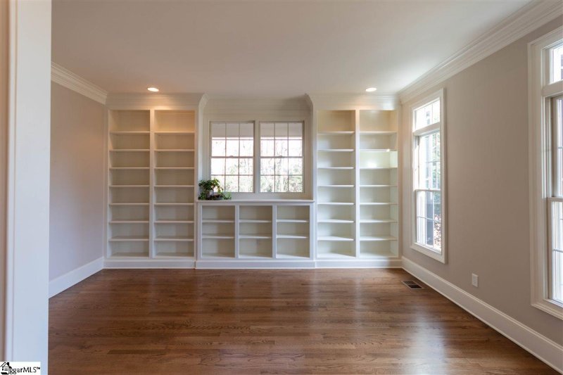 Property image 4 at 609 FOXCROFT Road, Greenville, SC 29615