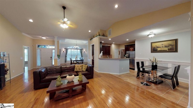 Property image 5 at 221 Stone River Way, Taylors, SC 29687