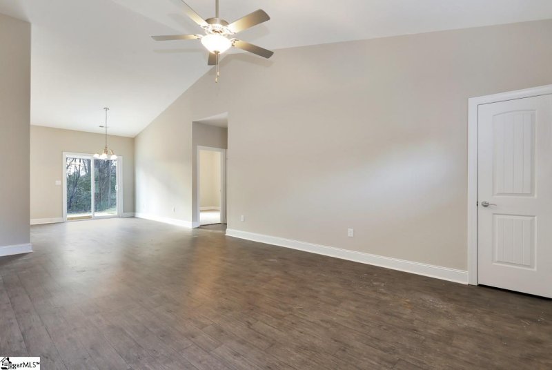 Property image 5 at 110 Bentwood Drive, Piedmont, SC 29673