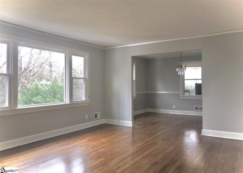 Property image 4 at 28 Blackburn Street, Greenville, SC 29607
