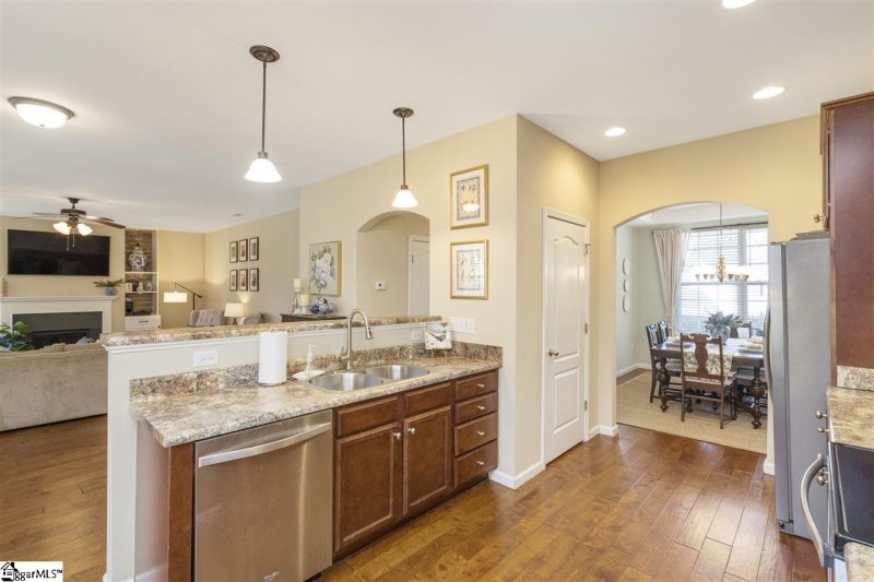 Property image 4 at 223 Ginger Lane, Taylors, SC 29687