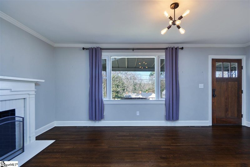 Property image 2 at 114 Oxford Street, Greenville, SC 29607
