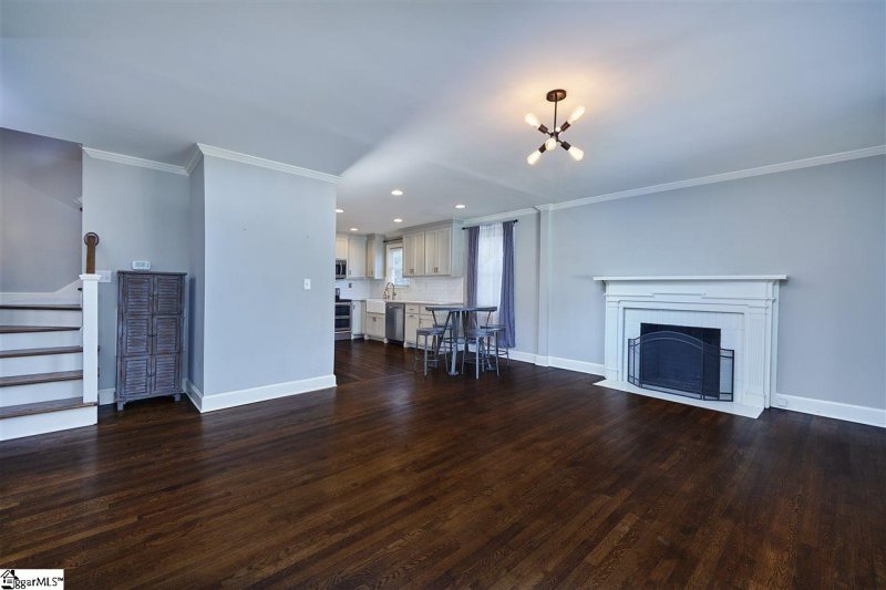 Property image 3 at 114 Oxford Street, Greenville, SC 29607