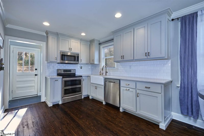 Property image 5 at 114 Oxford Street, Greenville, SC 29607