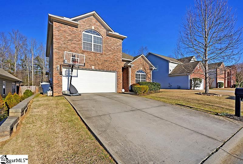 Property image 2 at 12 Slow Creek Drive, Simpsonville, SC 29681