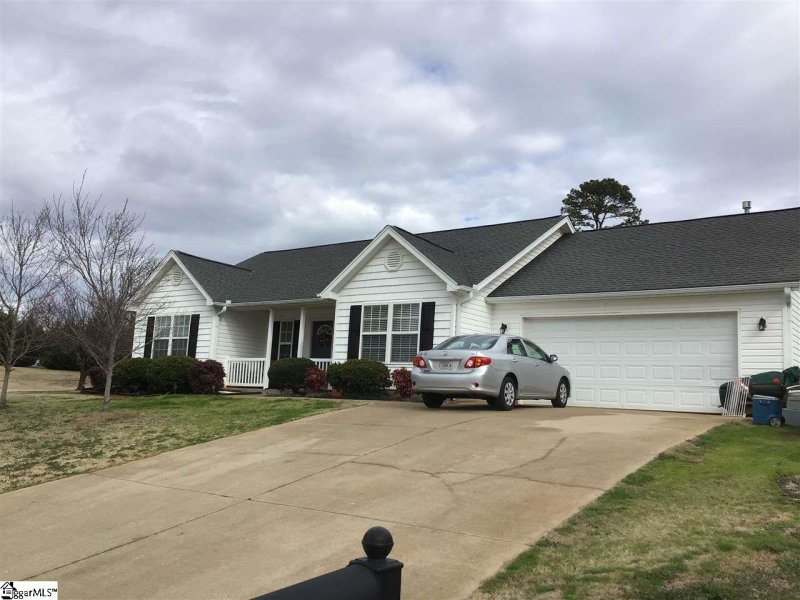 Property image 2 at 101 Glastonbury Drive, Greer, SC 29651