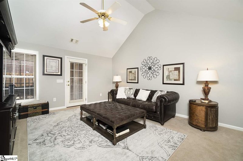 Property image 4 at 414 Hunting Creek Drive, Simpsonville, SC 29681