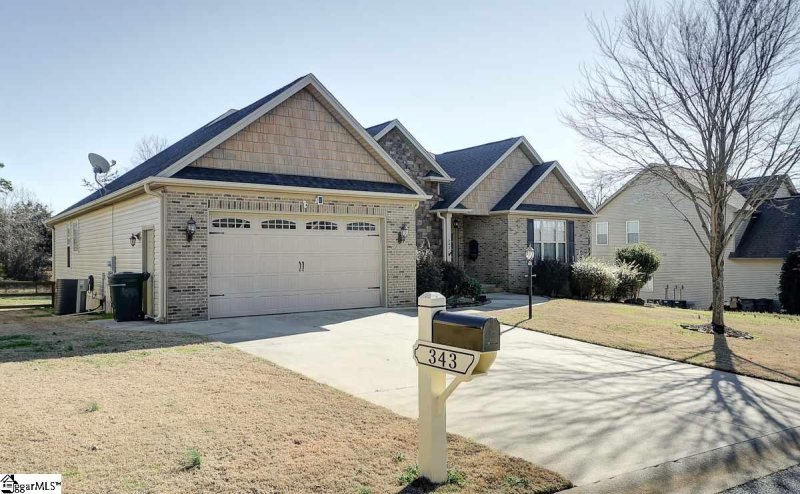 Property image 3 at 343 Mellow Way, Greer, SC 29651