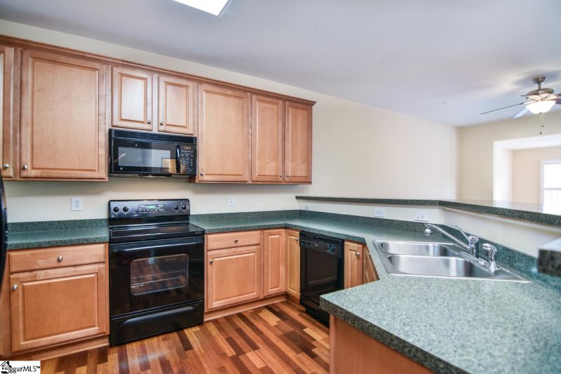 Property image 5 at 112 High Crest Court, Simpsonville, SC 29681