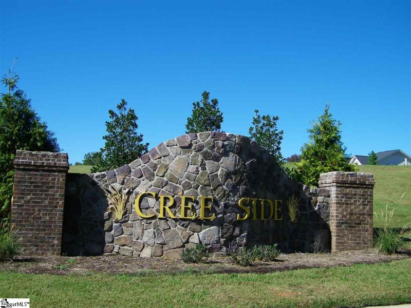Property image 2 at 694 Ruddy Creek Circle, Greer, SC 29651