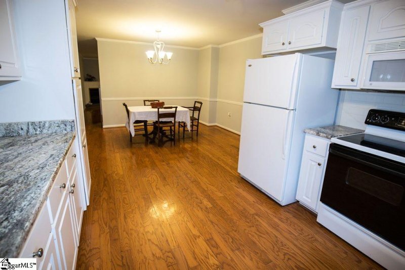 Property image 5 at 112-B Pinnacle Lane, Easley, SC 29642