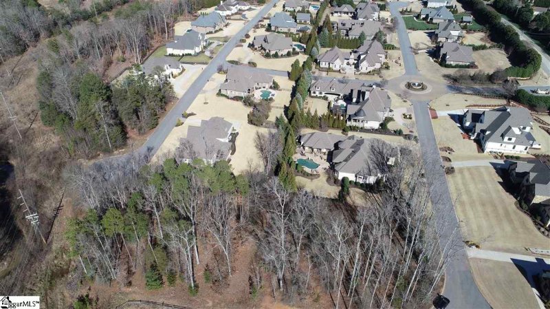 Property image 5 at 304 Chafford Court, Simpsonville, SC 29681