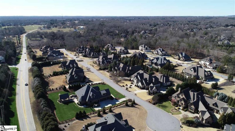 Property image 3 at 309 Chafford Court, Simpsonville, SC 29681