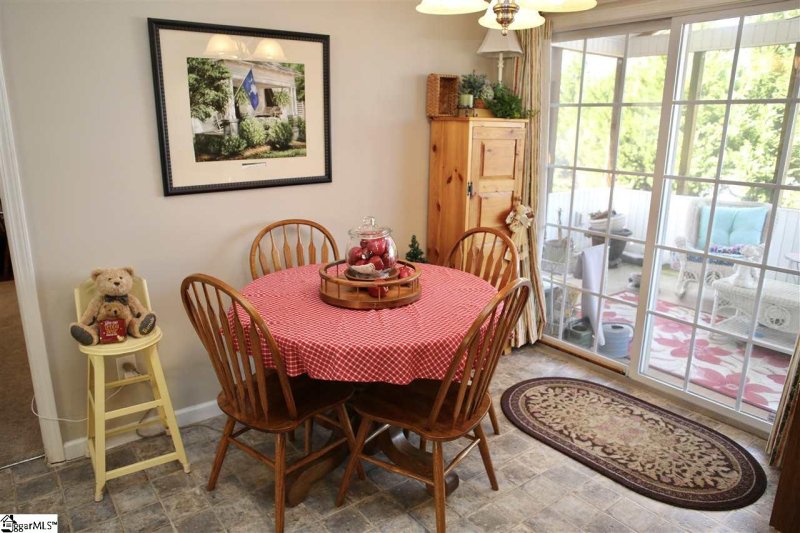 Property image 5 at 2 Reid Valley Court, Taylors, SC 29687