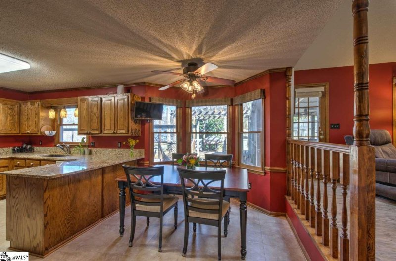 Property image 5 at 804 Spring Meadow Court, Simpsonville, SC 29680