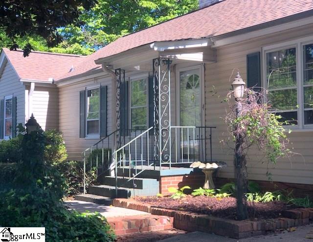 Property image 3 at 920 N Franklin Road, Greenville, SC 29617