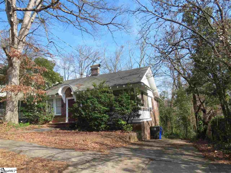Property image 2 at 6 Rowley Street, Greenville, SC 29601-1616