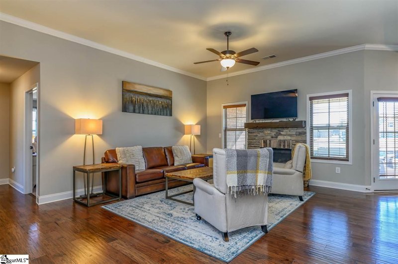 Property image 2 at 818 E Frank Bush Avenue, Inman, SC 29349