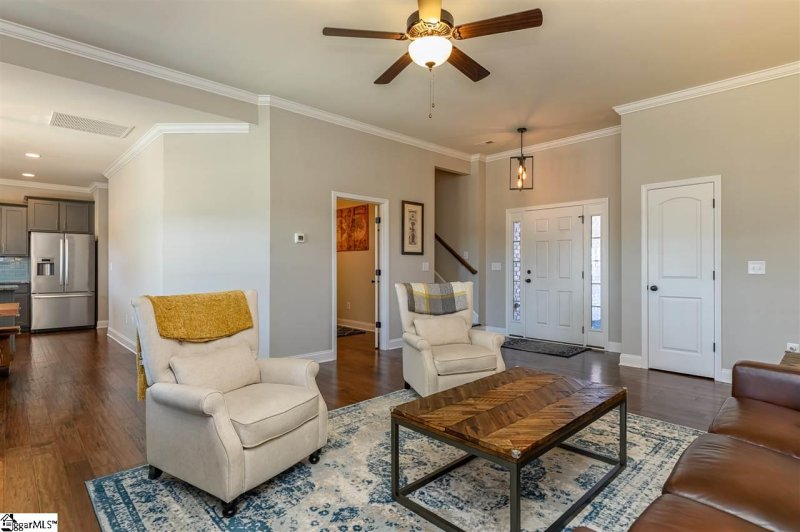 Property image 3 at 818 E Frank Bush Avenue, Inman, SC 29349