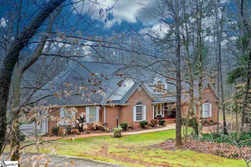 Property image 2 at 413 N Silver Ridge Drive, Greer, SC 29651