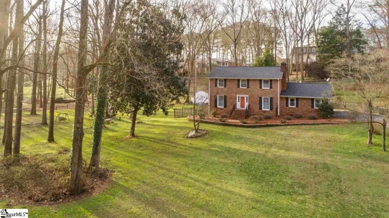 Property image 2 at 251 Fairlane Drive, Spartanburg, SC 29307