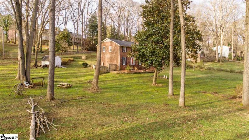 Property image 3 at 251 Fairlane Drive, Spartanburg, SC 29307