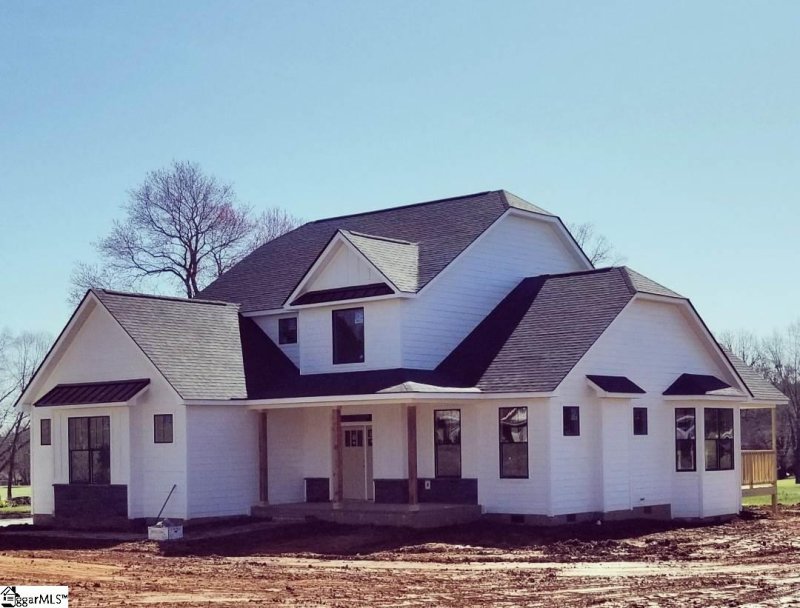 112 Royal Burgess Drive