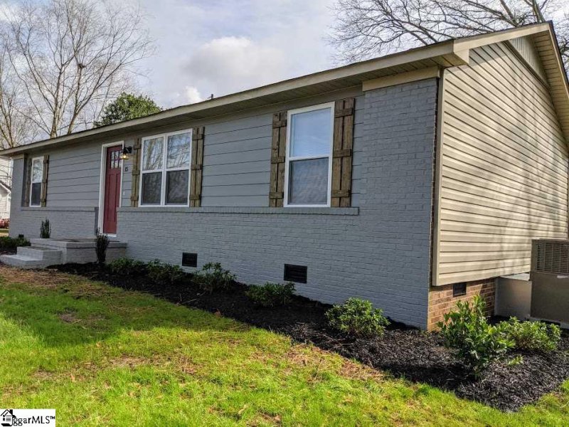 Property image 3 at 15 Trammell Street, Liberty, SC 29657