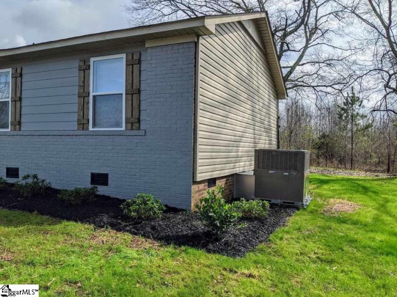 Property image 4 at 15 Trammell Street, Liberty, SC 29657