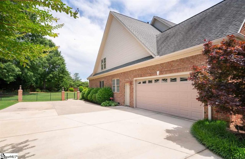 Property image 2 at 117 Bingham Way, Simpsonville, SC 29680