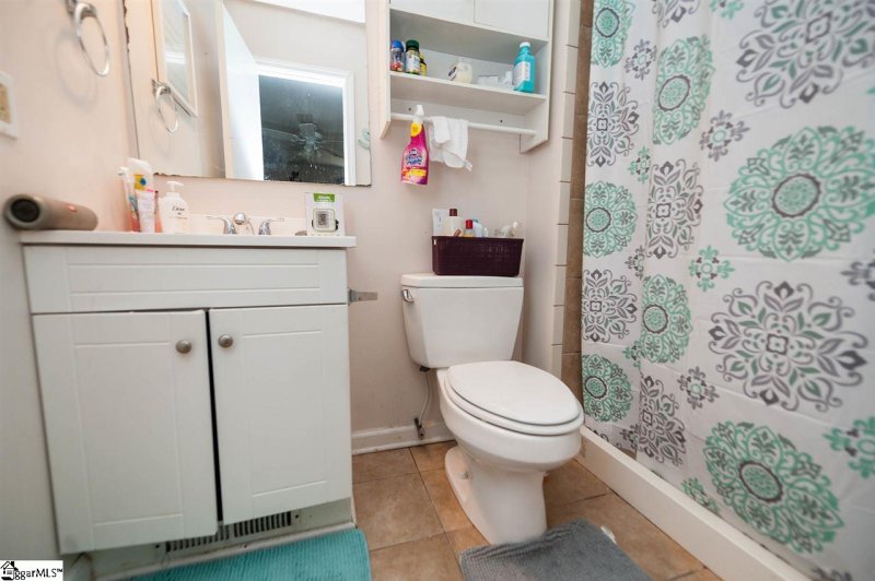 Property image 5 at 119 Devonwood Court, Taylors, SC 29687