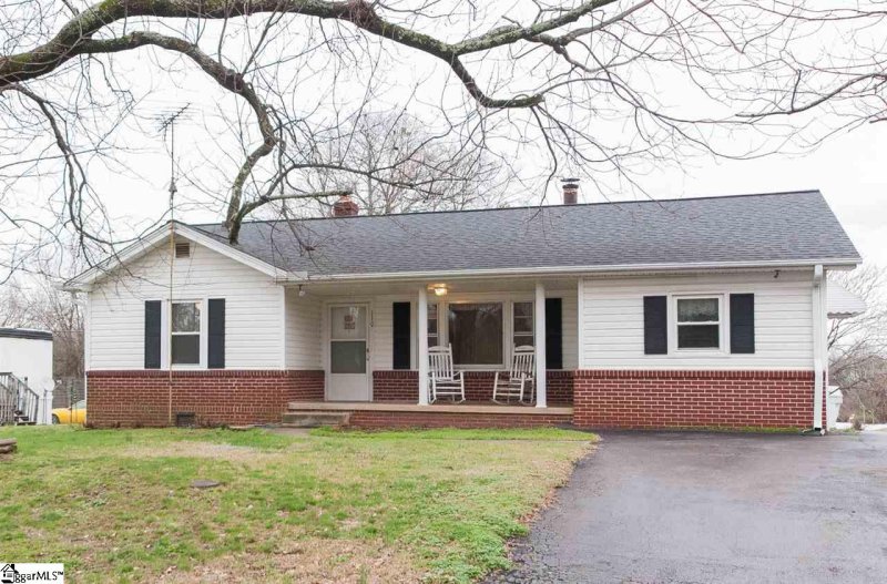 Property image 3 at 110 Ivydale Drive, Greenville, SC 29609